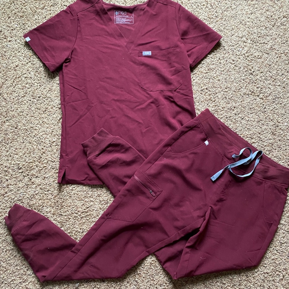 Figs scrub set
